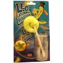 Immagine di Chenille magique avec verre, tomate et DVD (OID) Léo plonge dans un verre, se faufile entre tes doigts, passe à travers un cerceau. Il peut manger un... »